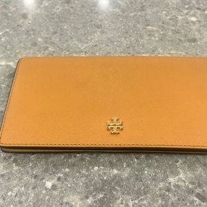 Tory Burch wallet